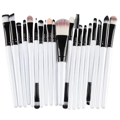 Set di pennelli correttore trucco