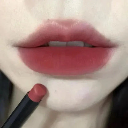 labbra con rossetto opaco impermeabile a tubo sottile HERORANGE rosso mattone