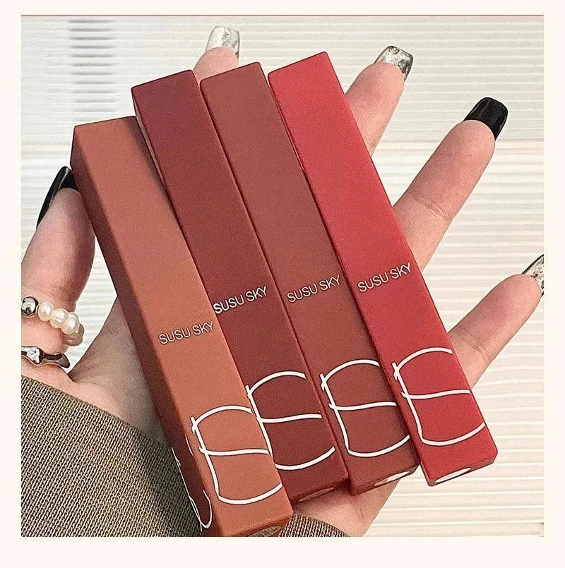 rossetto opaco impermeabile a tubo sottile resistente al sudore in diverse tonalità naturali