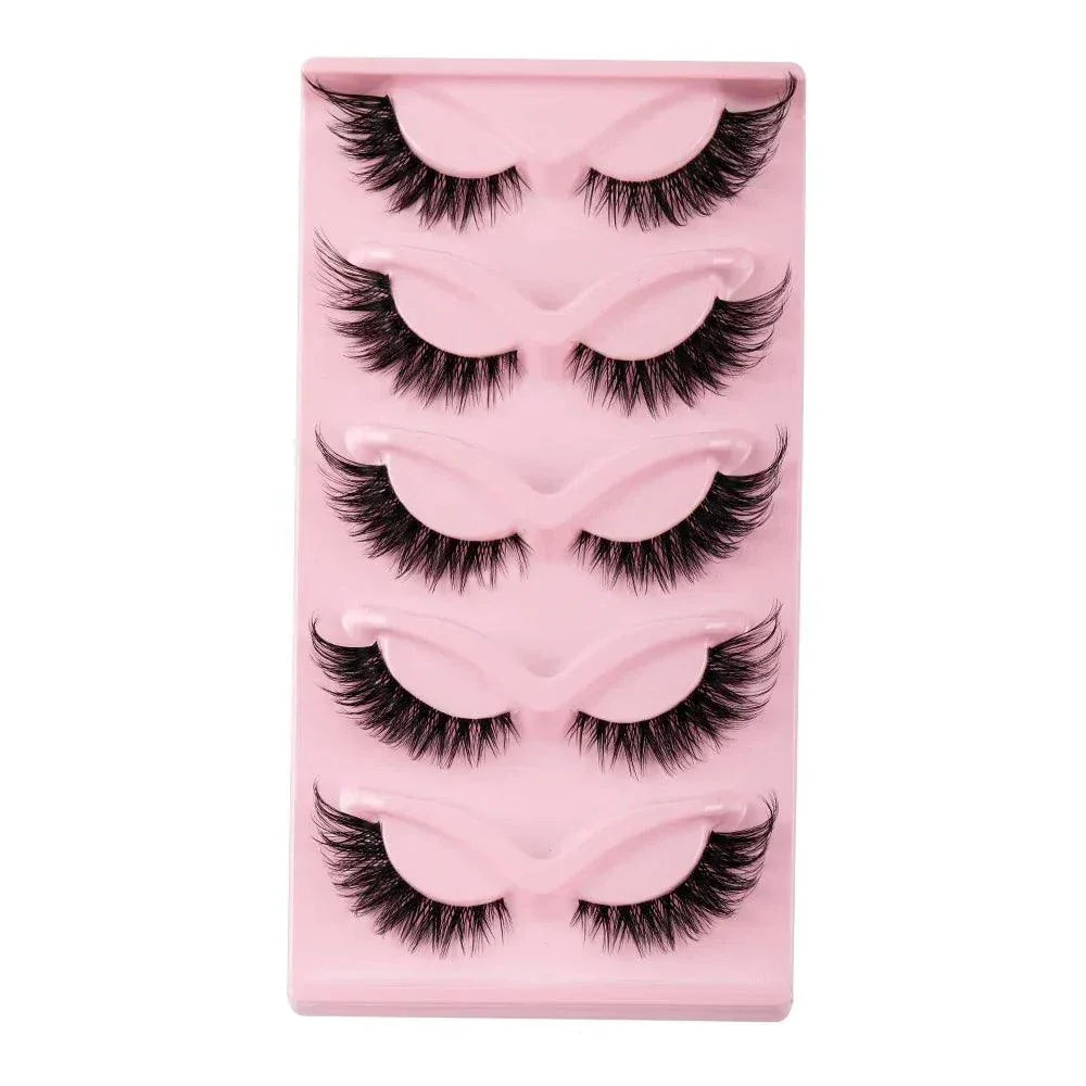 Set di 5 paia di ciglia finte alate effetto occhi gatto in capelli sintetici, lunghezza 1-1.5 cm, fascia trasparente, senza prodotti chimici.