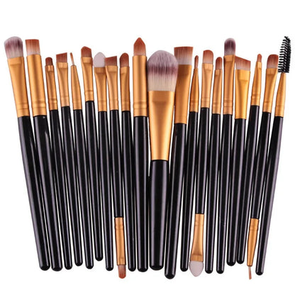 Set di pennelli correttore trucco