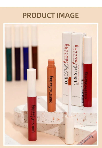 rossetto liquido opaco impermeabile lunga durata tonalità nude e rosso con applicatore lucidalabbra