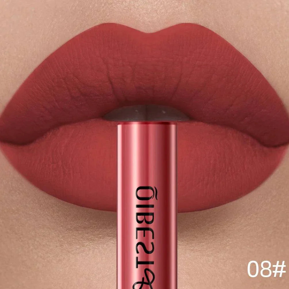 Rossetto liquido opaco rosso matt lunga durata effetto velluto impermeabile