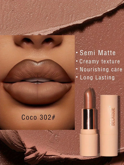 Rossetto in velluto lunga durata e nutriente