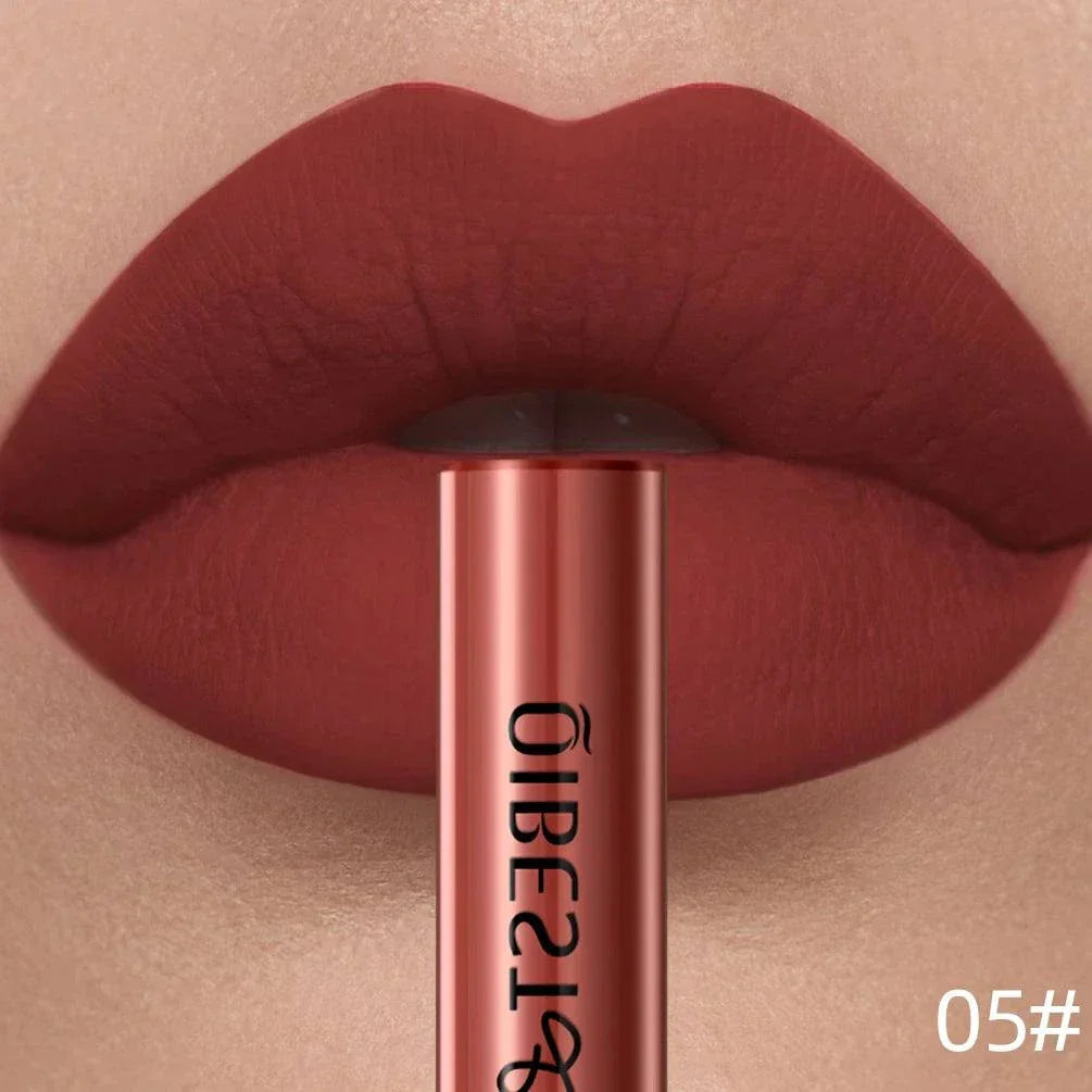 Rossetto liquido opaco rosso matt a lunga durata idratante e impermeabile