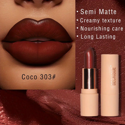 Rossetto opaco setoso colore Coco 303 con finitura semi matte e lunga durata