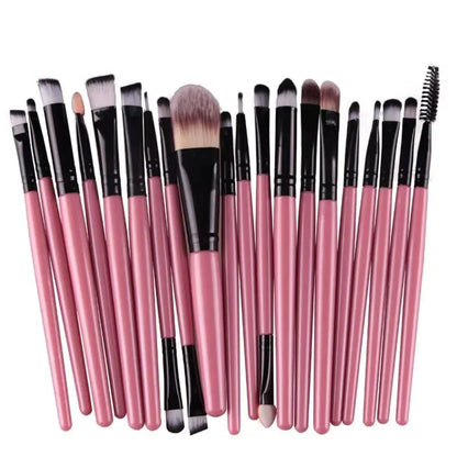 Set di pennelli correttore trucco