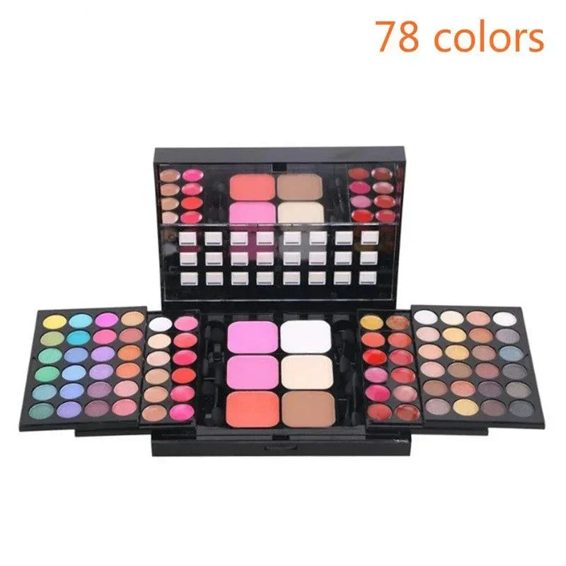 Palette di ombretti colorate e pigmentate perfette per trucco festa e matrimonio